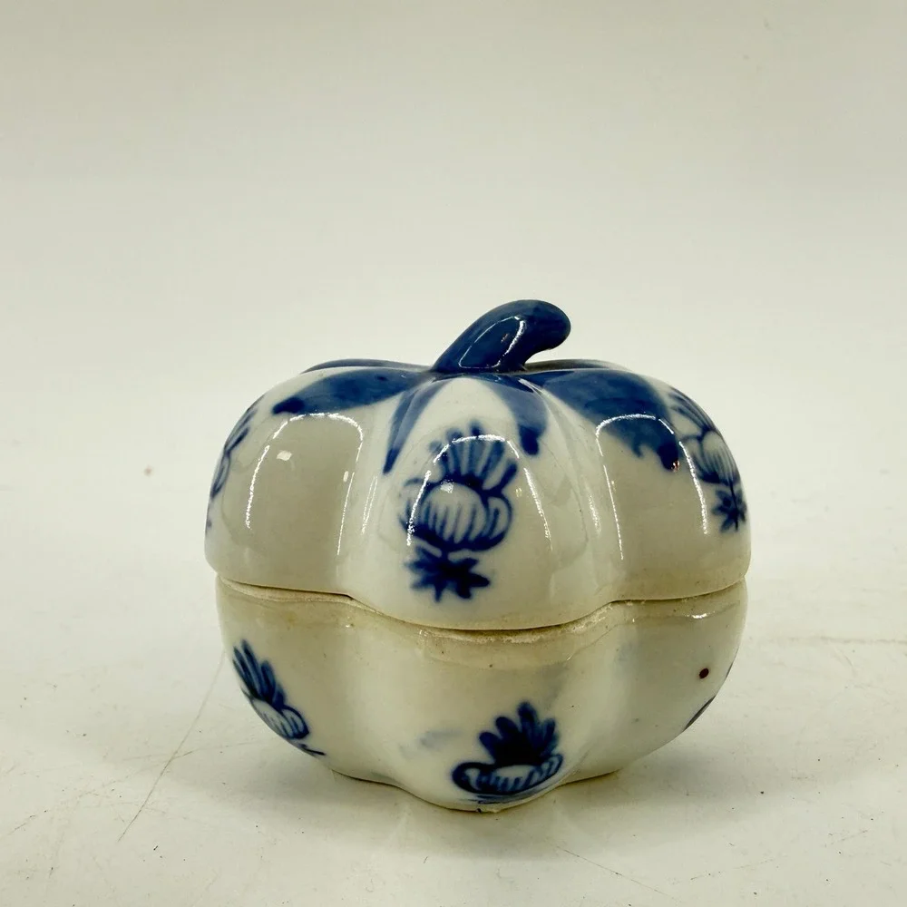 Pumpkin Trinket Box Small Blue White Floral Ceramic Jewelry‎ Dish Decor 2